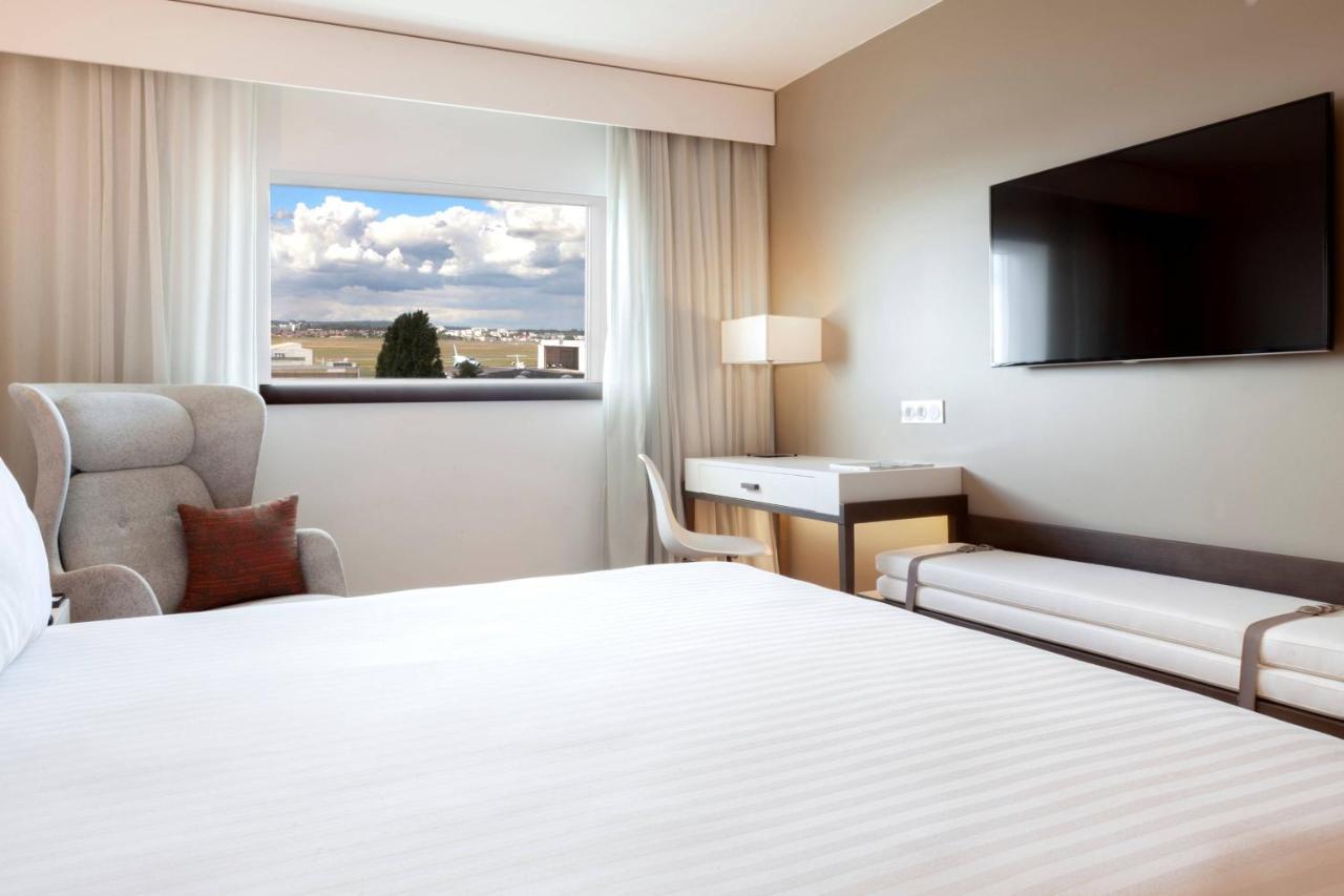 Hotel Ac By Marriott Paris Le Bourget Airport