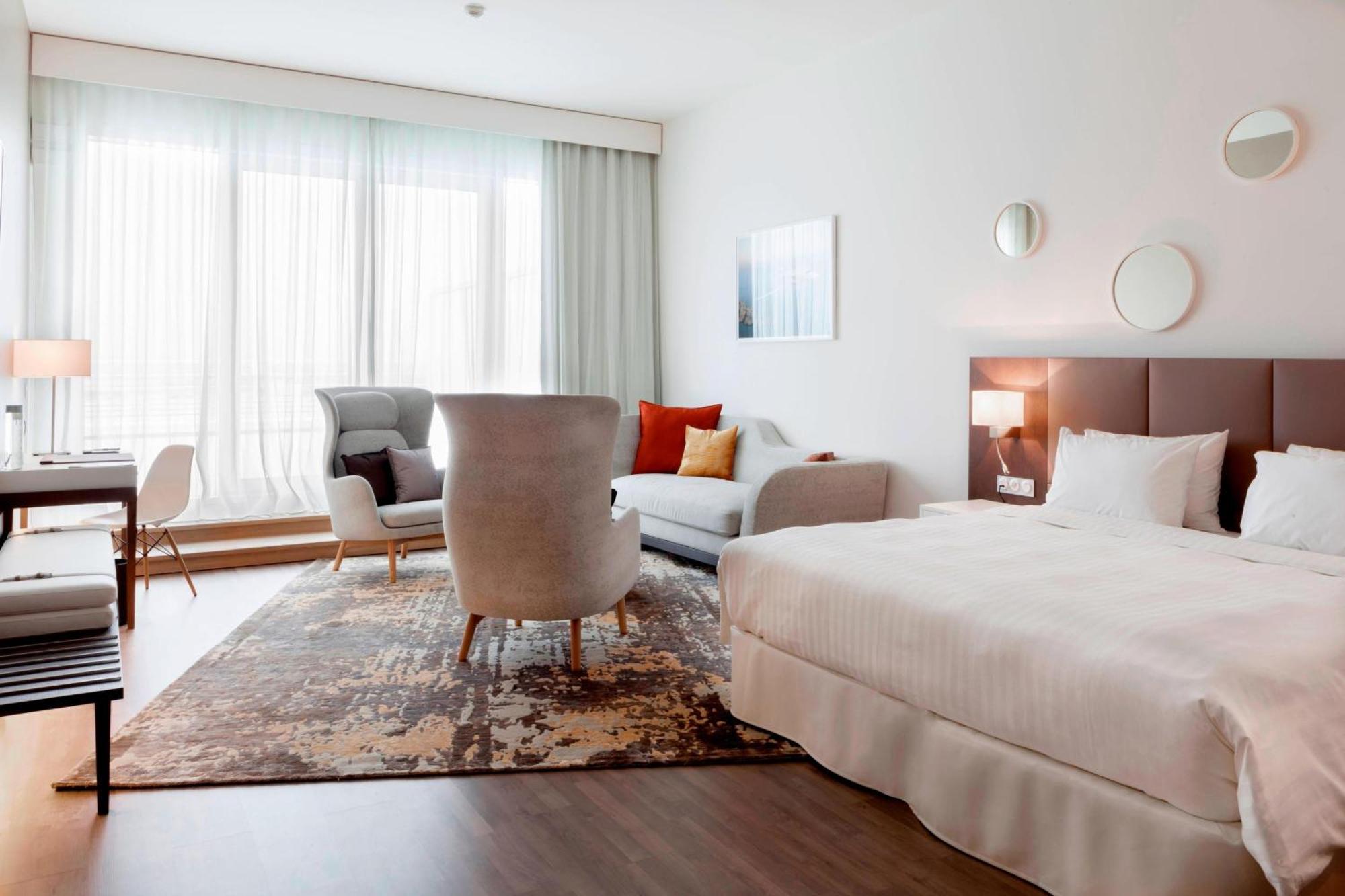 Ac By Marriott Paris Le Bourget Airport Hotel 4*